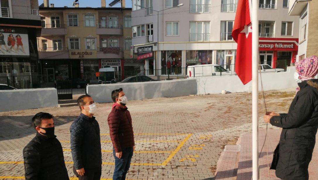 Tüm Türkiye de Aynı Anda İstiklal Marşı Okundu