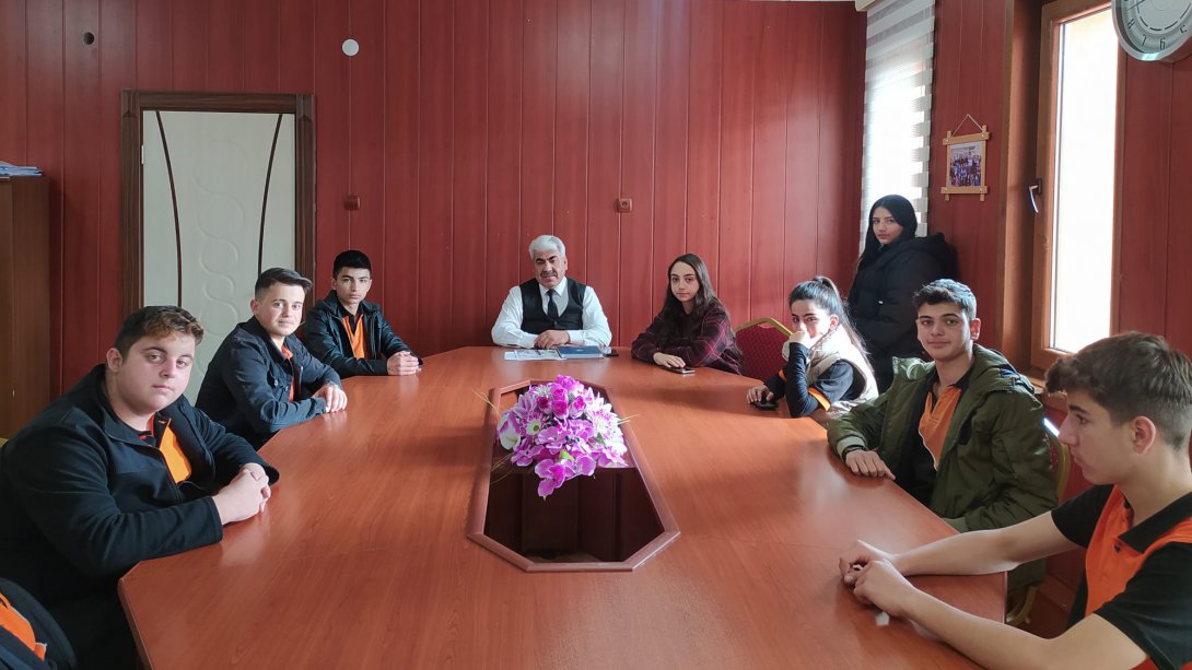 Gürün Türk Telekom Çok Programlı Anadolu Lisesi Sınıf Başkanlarıyla İzleme ve Değerlendirme Toplantısı Yapıldı.